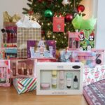 shop holiday gift sets