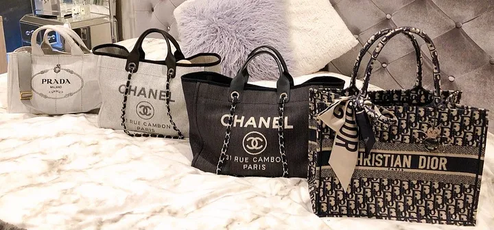 the tote bag