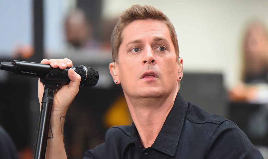 Rob Thomas Net