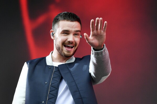 Liam Payne TMZ Photo: A Tragic Fall and Media Ethics
